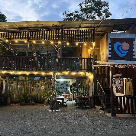 Hostel Rustico Marabi Tárcoles 外观 照片